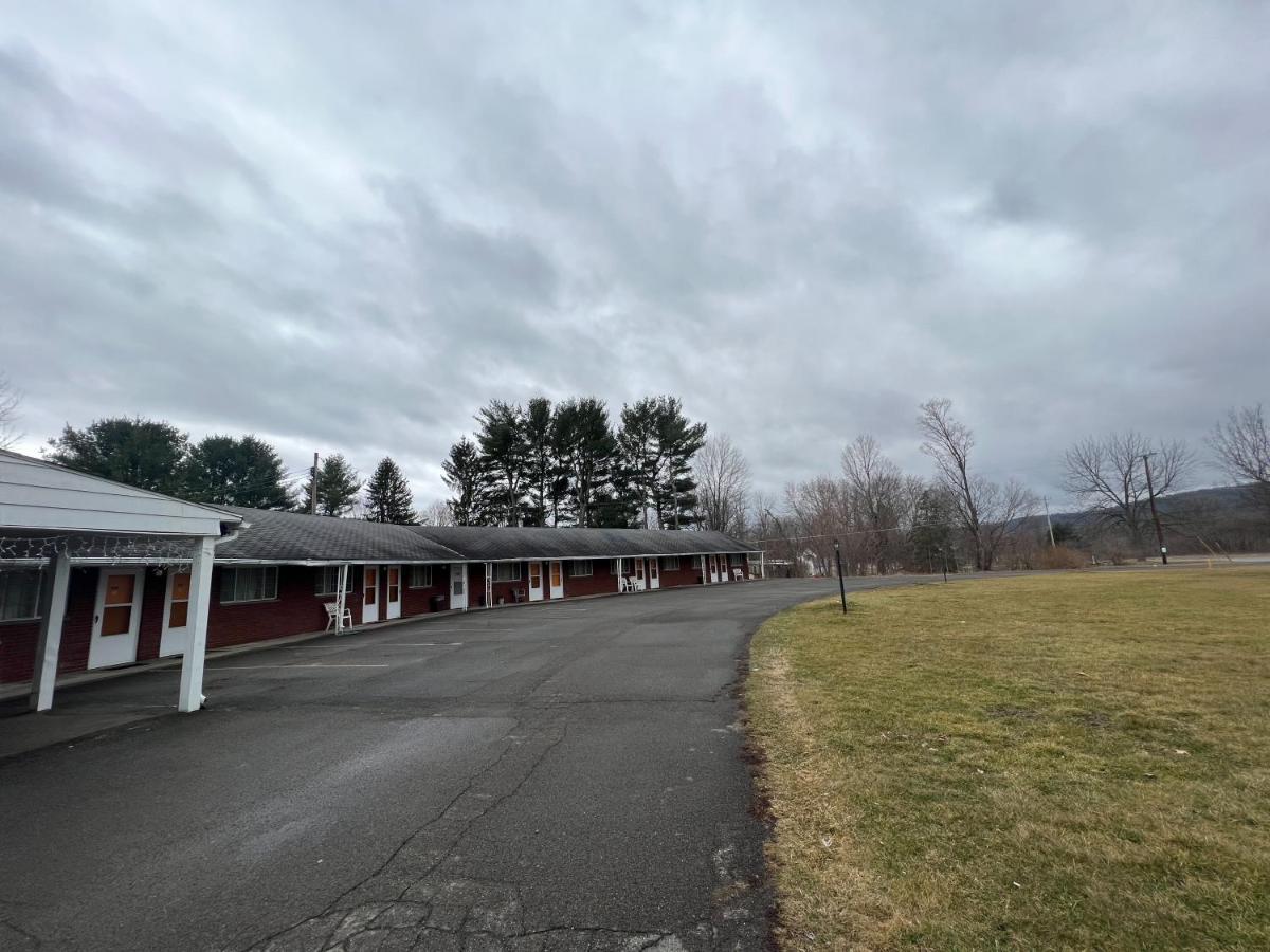 Sunrise Motel Owego Exterior photo